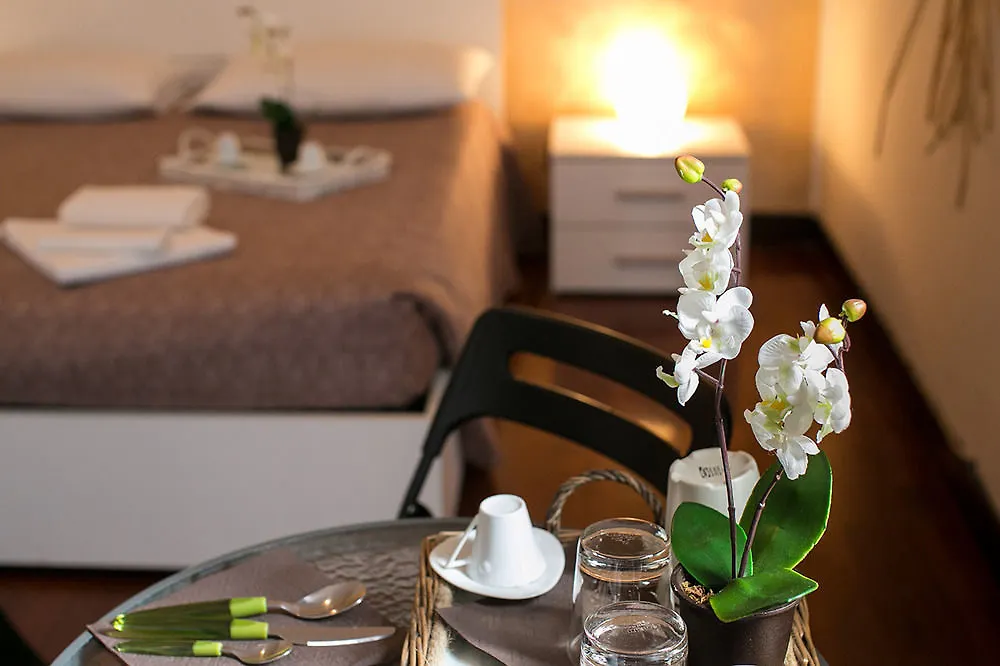 My Room Private Center Bergame Italie