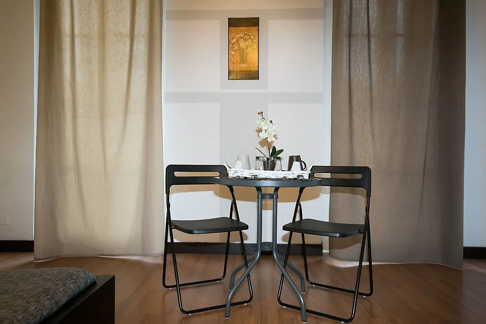 My Room Private Center Bergame 0*,  Italie